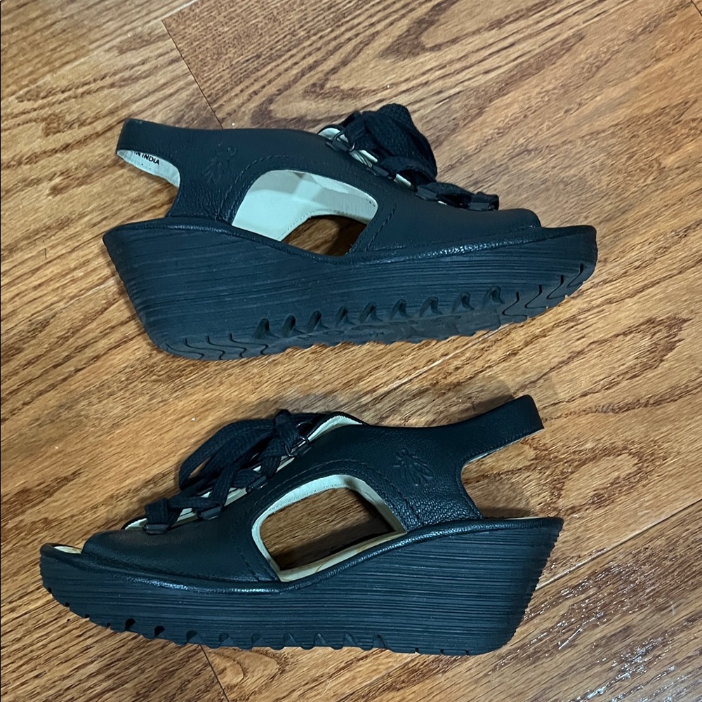 NWOT FLY London sandals size 38 - Picture 4 of 7